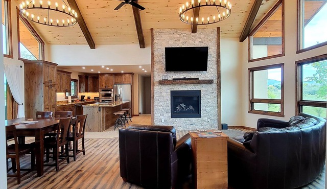 Mountain Views at Mesa Vista Ranch