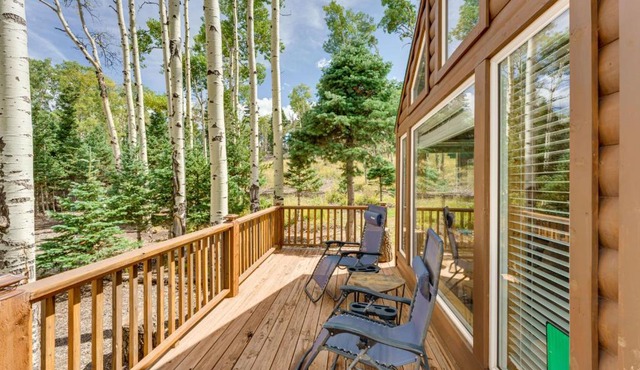 Mountain Views Cabin in Fort Garland Near Hiking