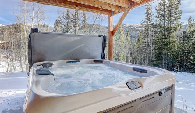 Mountain Views, Hot Tub & Sauna –15 Miles to Breck