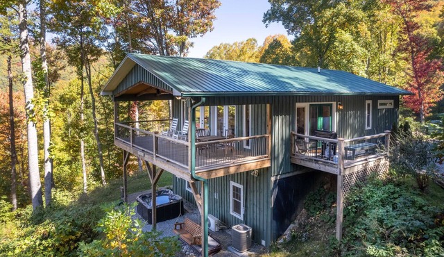 Mountain Views - Hot Tub - Fire Pit - 4WD-AWD