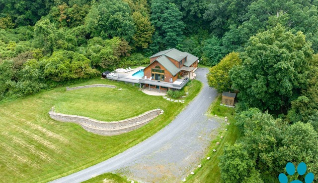 Mountain Views, Hot Tub, Spa, Fire Pit, Game Room