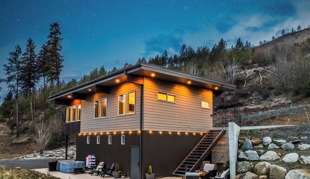 Mountain Views-Star Gazing-Onsite Hiking Perfect for Romantic, Relaxing Retreats