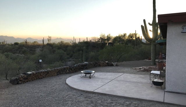 Mountain View’s. Stunning Sunset’s. Outdoor Activities. Minutes From Downtown.