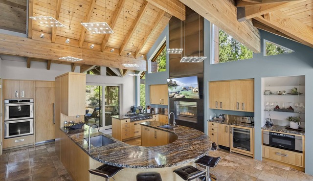 Mountain Zen/Tahoe Luxury Property/Incline Village/Lakeview