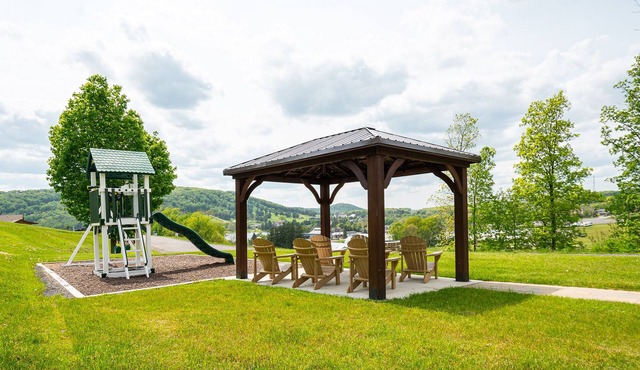 Mountainside Cabin 45R- Dog Friendly