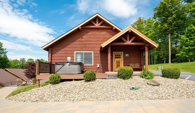 Mountainside Cabin 53-Hot Tub, Dog Friendly