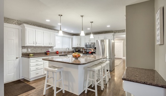 MOUNTAINSIDE OASIS, 1.2 acres at base of Mountains Perfect for Family Gatherings