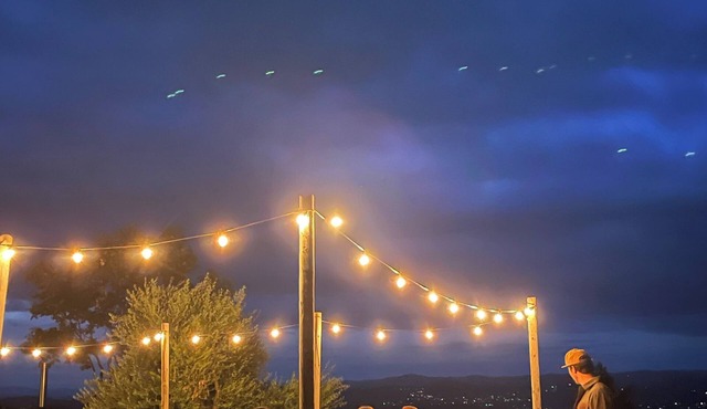 Mountaintop Farmhouse on 90 acres, close to wineries, hot springs, and hiking