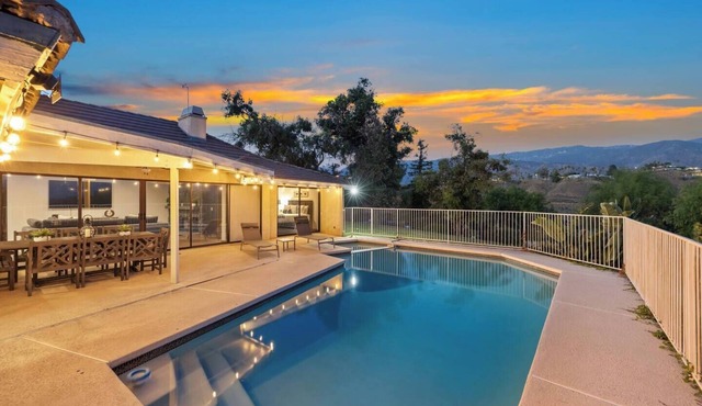 Mountaintop Pool Paradise - Mins to NOS Center