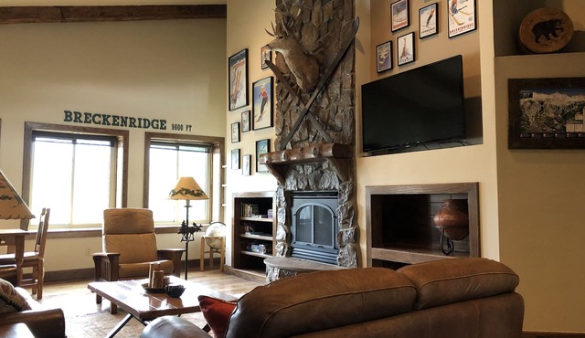 MountainTown Chalet - nLocation, Location, Location