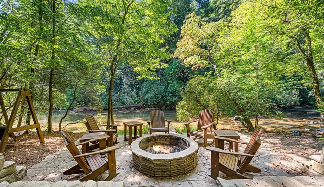 Mountaintown Creek Lodge - Ellijay GA