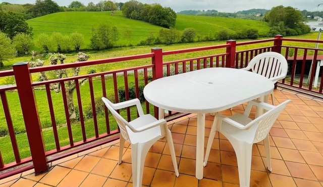 Mourdy - Bardos - Gîte