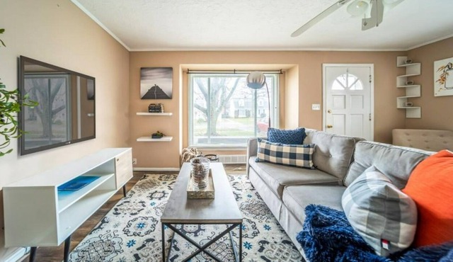 Move-in ready | In the Heart of Mayfield Heights