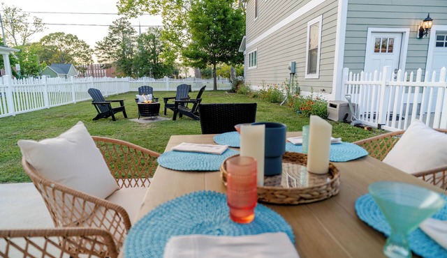 Movie Nights & Firepit-Coastal Retreat