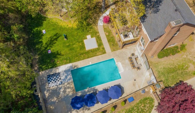 Movie Theatre, Pool, Fire-pit, 7 Bedrooms