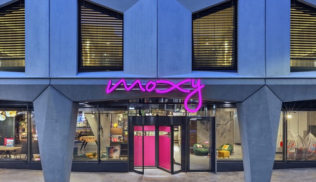 Moxy Lausanne City