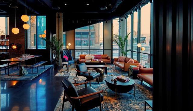 MOXY Minneapolis Uptown