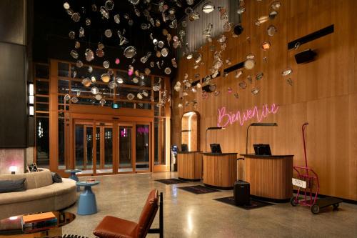 Moxy Montreal Downtown