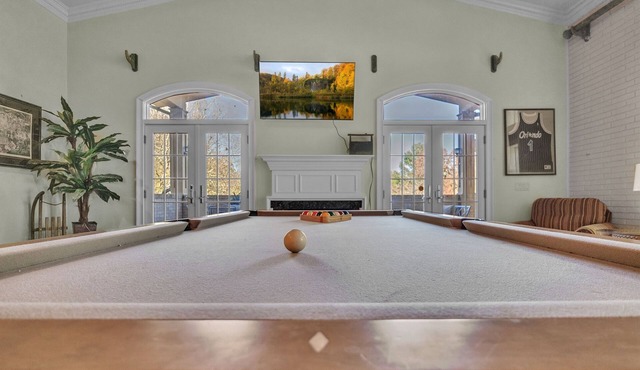 Mr. B’s Home | Pool Table | 1 Mi to Old Waverly