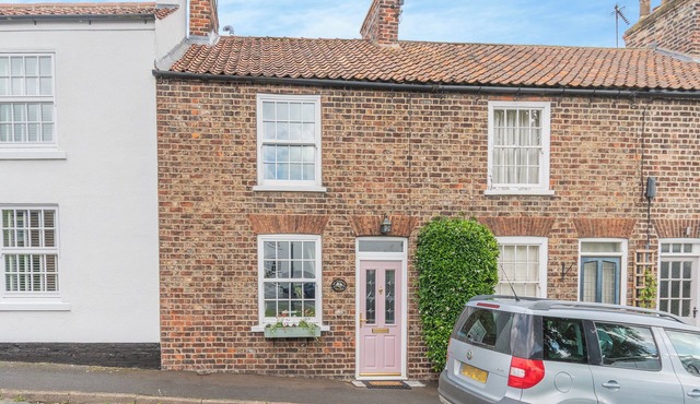 Mrs Cracker's Cottage