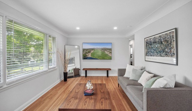 MSP/Mall of America/Pond View with garden oasis