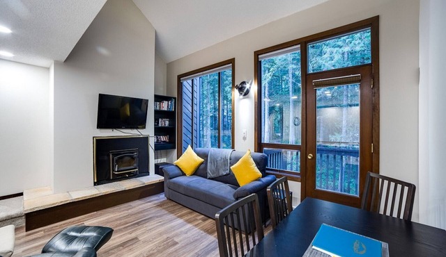 Mt. Baker Lodging Condo 68 - Sleeps 4!
