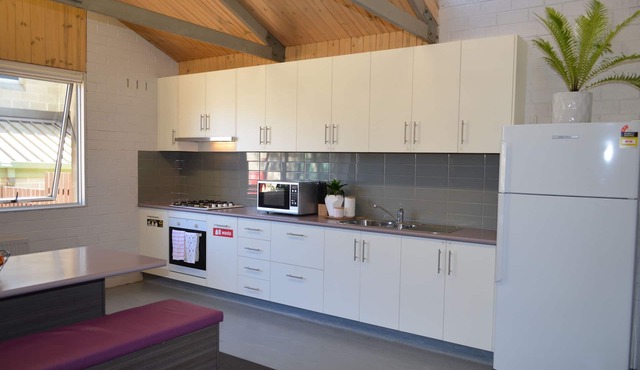 Mt Helen Accommodation - Ideal for large groups and short stays