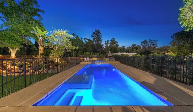 Mt. Helix Resort + Heated Pool/Spa, Pickleball, Game and Movie Room, Amenities!
