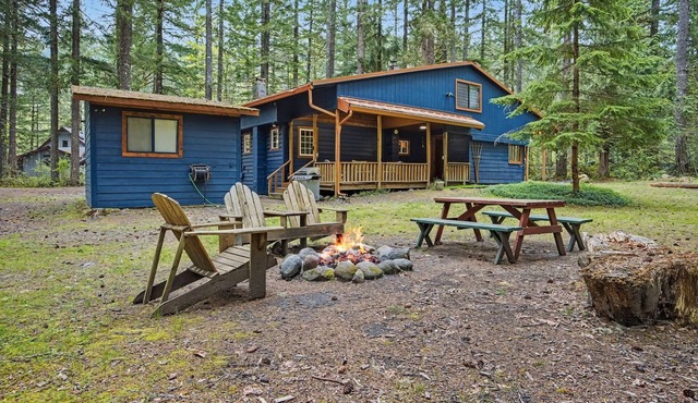 Mt Hood Cabin Getaway · Hot Tub · Fast WiFi · Pets Welcome