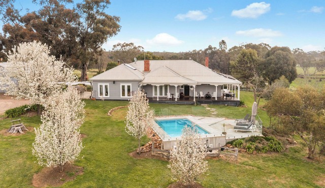 Mt Ida Views Homestead