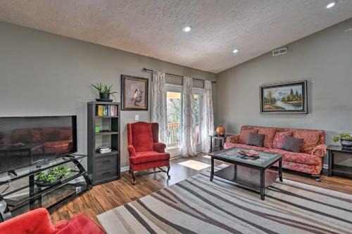 Mt Juliet Getaway w/Yard: 22 Mi to Nashville