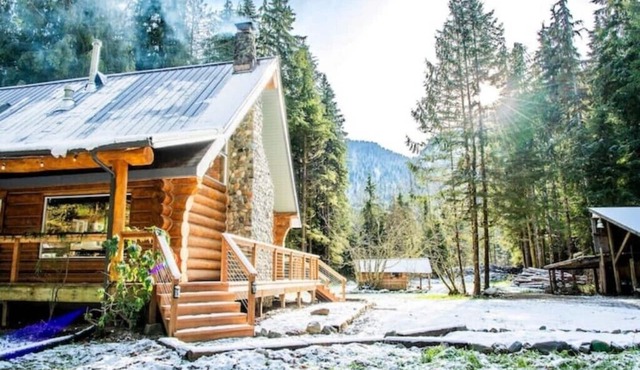 Mt Pilchuck View Cedar's Cabin