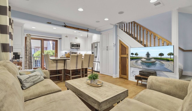 Mt Pleasant Townhouse with a Deck