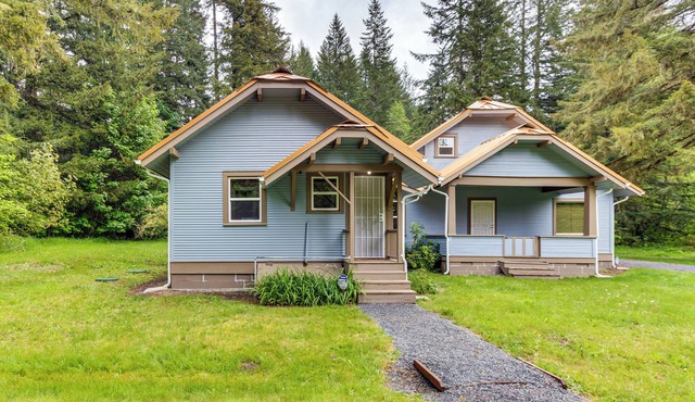 Mt Rainier Retreat 7 Mi to Park Entrance!