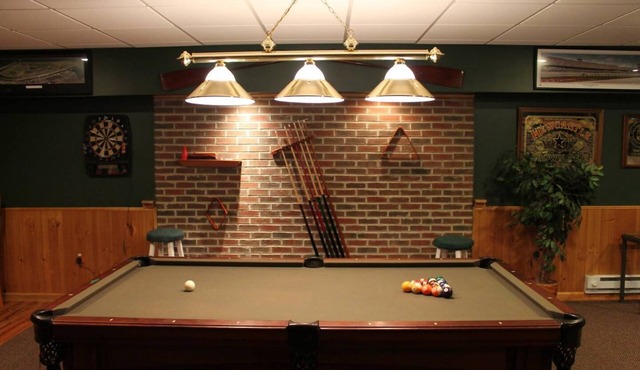 Mt Retreat at Big Boulder with amazing bar and game room