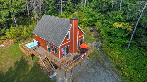 Mt Snow Home with Privacy Hot Tub Firepit