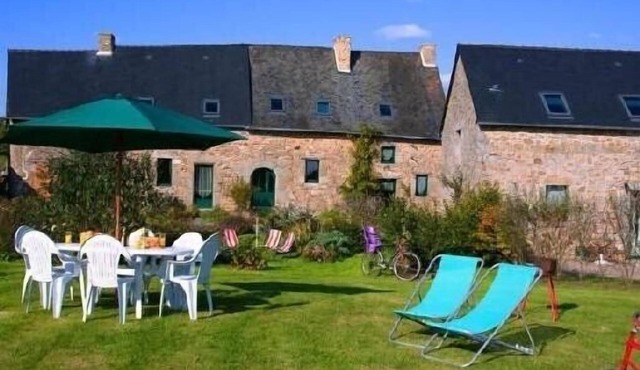 MT ST MICHEL, FOUGERES 4 pers. Tranquility, space for the whole family.