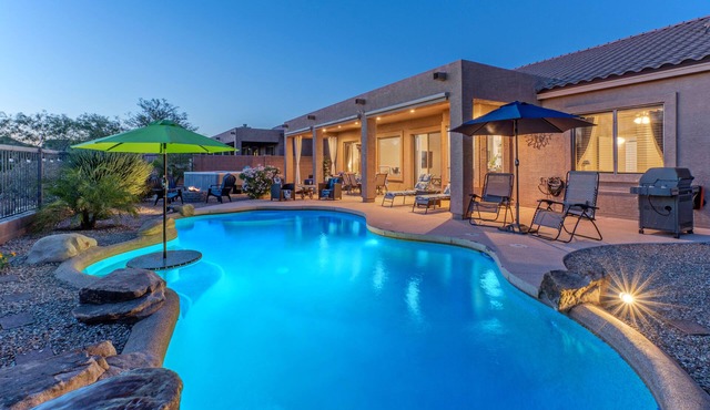 MT VIEWS & Resort Amenities: Pvt Htd POOL, Hot Tub, Bikes, XBox One