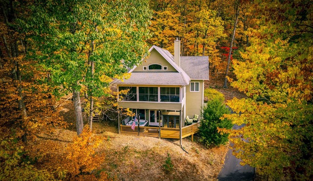 Mt Views - Sauna - Hot Tub - Adulting - Game Room