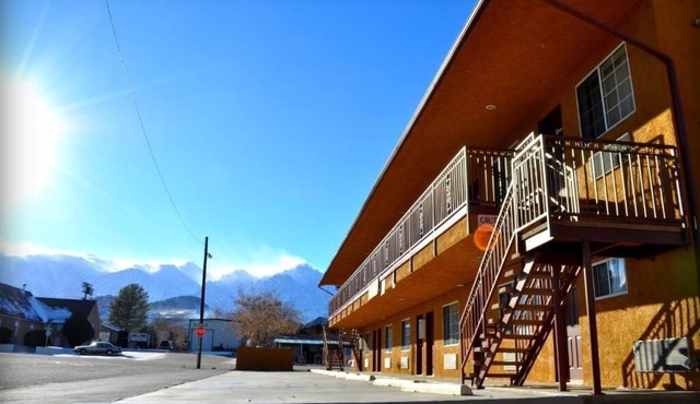 Mt Whitney Motel