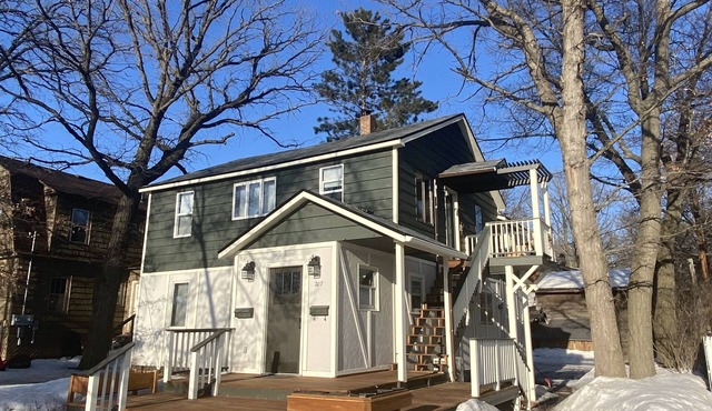 MTB Heritage Parkside Cottage