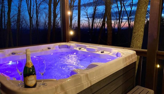 MTN Cabin Sleeps 10 - 5 Mins To Fishing & Camping