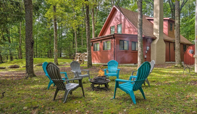 Mtn Getaway w/ Indoor Hot Tub, Golfers Welcome!