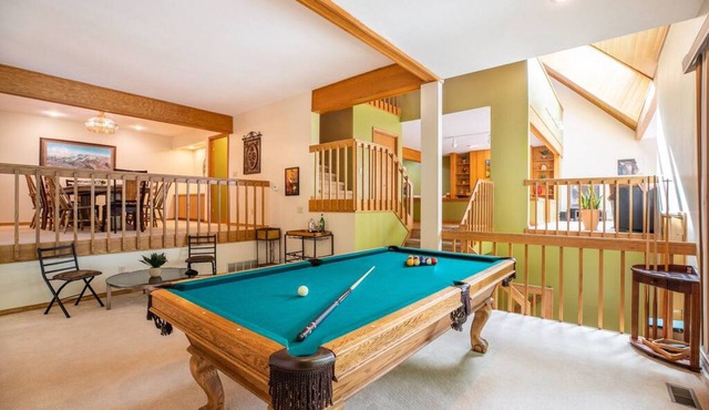 Mtn. Home-Sauna, Pool Table, Mins to Ski/Hike/Bike