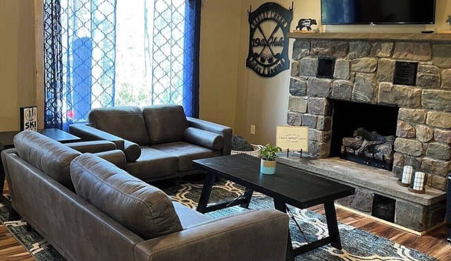 Mtn Rd Cottage -HOT TUB-Close 2 Camelback/Shopping