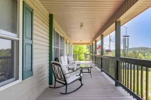 Mtn View and On-Site Trails! Rural Bybee Retreat