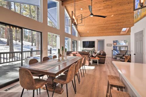 Mtn-View Cabin w/Game Room & Deck in Flagstaff