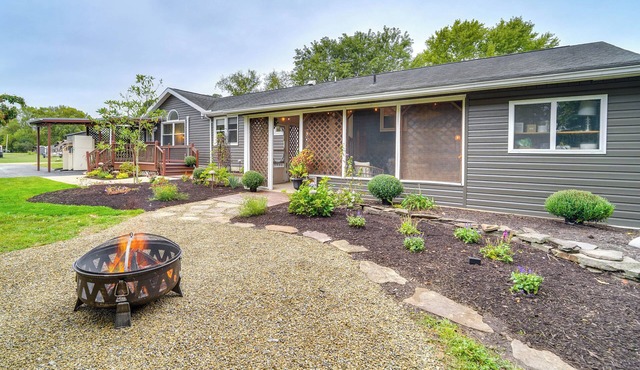 Mtn-View Escape w/Large Yard in Duncansville!