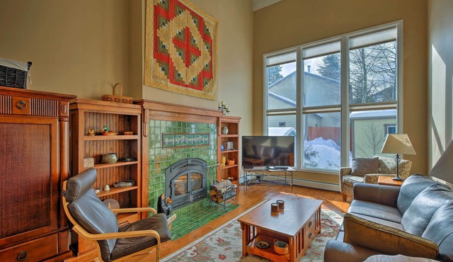 Mtn-View Home w/Deck: Walk to Dtwn Frisco!