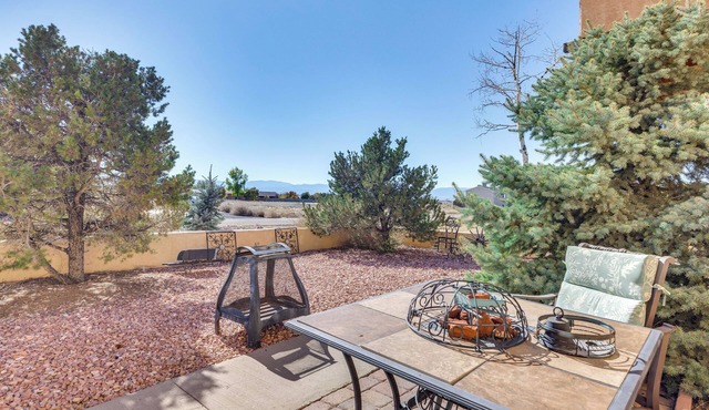Mtn Views & Private Courtyard: Home in Pueblo West